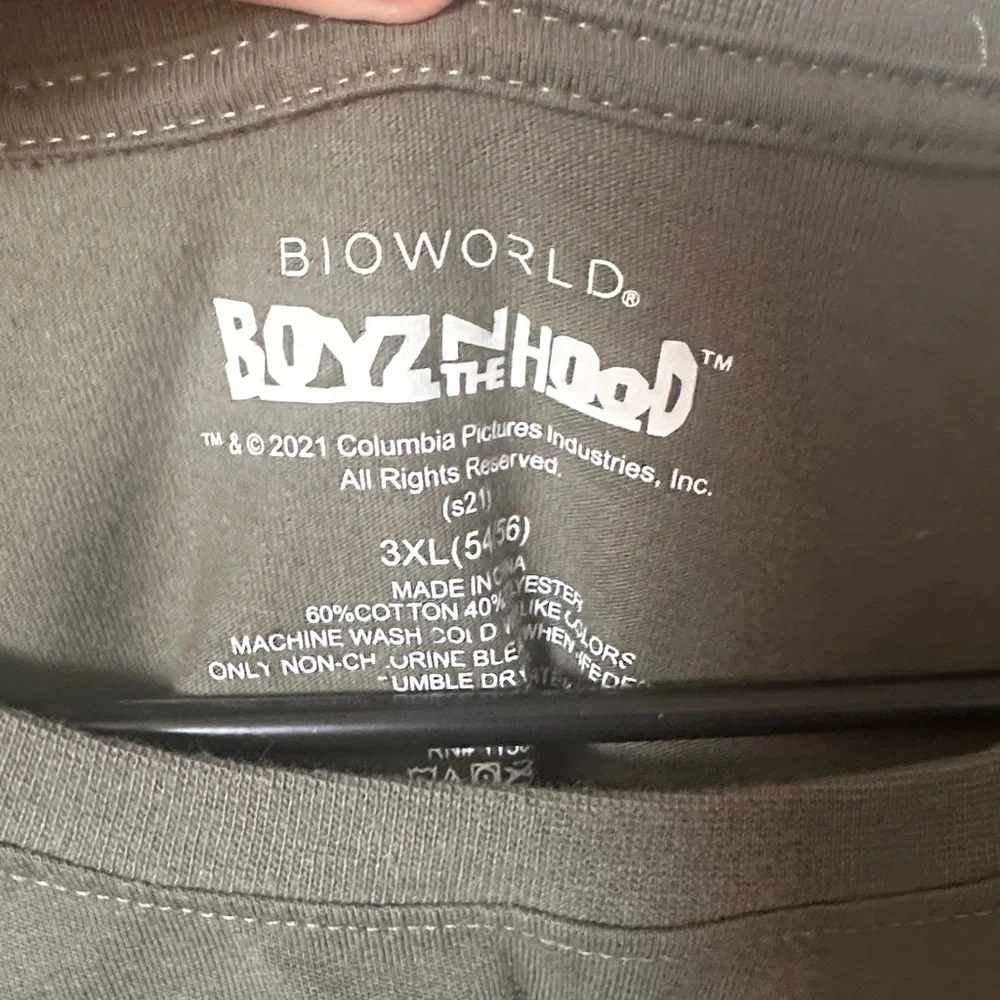 ☑️Bioworld Olive Boyz N The Hood Tee